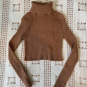 Cropped Turtleneck Ribbed Sweater